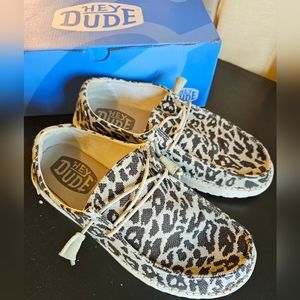 Hey Dude Wendy Cheetah